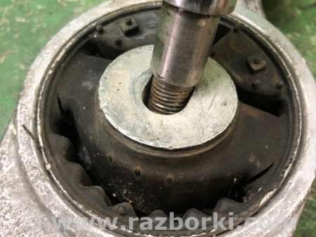 ФОТО Подушка двигателя верхняя для Infiniti QX60/JX35 Киев
