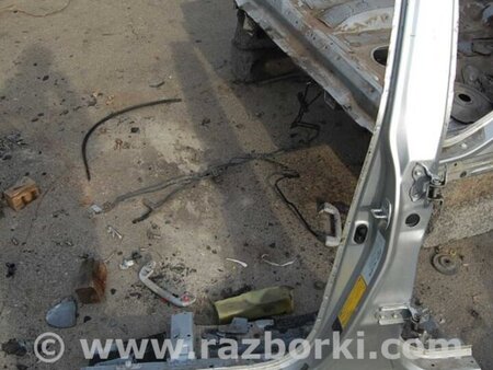 ФОТО Стойка кузова центральная для Lexus RX300/330/350/400 (03-09) Киев