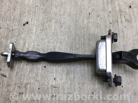 ФОТО Ограничитель двери для Nissan Sentra B17 Киев