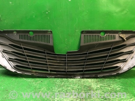 ФОТО Решетка радиатора для Toyota Sienna (11-16) Киев