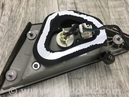 ФОТО Фонарь задний внутренний для Hyundai Sonata YF (09.2009-03.2014) Киев