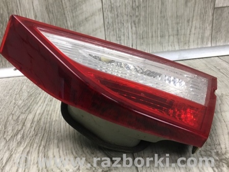ФОТО Фонарь задний внутренний для Hyundai Sonata YF (09.2009-03.2014) Киев