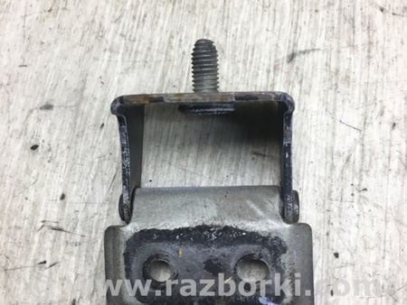 ФОТО Петля крышки багажника для Suzuki Swift Киев