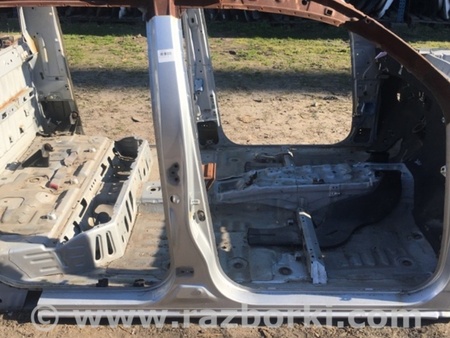 ФОТО Стойка кузова центральная для Toyota Tacoma 2 (2005-2015) Киев