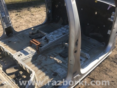 ФОТО Стойка кузова центральная для Toyota Tacoma 2 (2005-2015) Киев