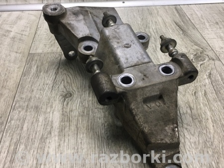 ФОТО Кронштейн крепления двигателя для Nissan Teana J32 Киев