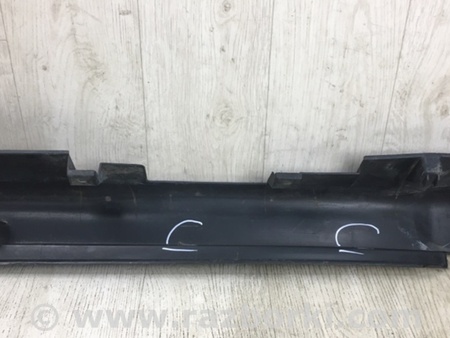 ФОТО Накладка порога наружная для Nissan Tiida/Versa C11 Киев