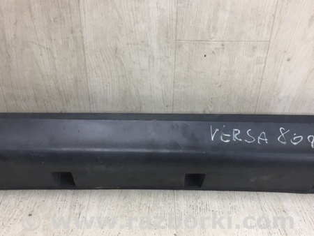 ФОТО Накладка порога наружная для Nissan Tiida/Versa C11 Киев