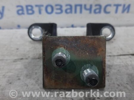 ФОТО Петля кришки багажника для SsangYong Kyron Киев