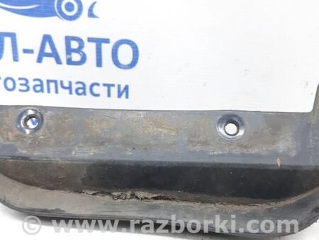 ФОТО Бризковик задній лівий для Mitsubishi Pajero Wagon Киев