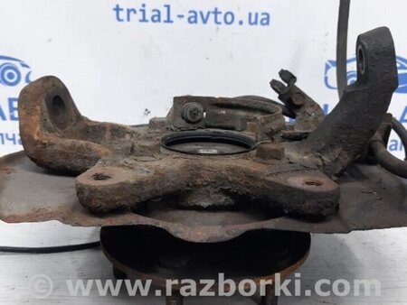 ФОТО Кулак поворотний правий зі маточкою для Mitsubishi Pajero Wagon Киев