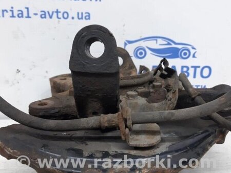 ФОТО Кулак поворотний правий зі маточкою для Mitsubishi Pajero Wagon Киев