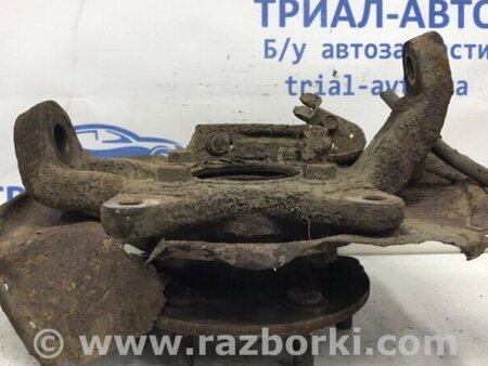 ФОТО Кулак поворотний правий зі маточкою для Mitsubishi Pajero Wagon Киев