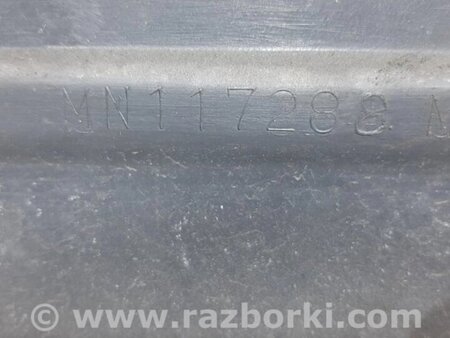 ФОТО Накладка дверей для Mitsubishi Pajero Wagon Киев
