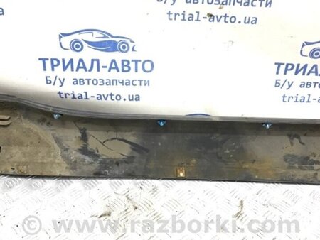 ФОТО Накладка порога зовнішня ліва для Mitsubishi Pajero Wagon Киев