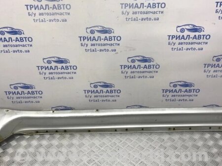 ФОТО Накладка порога зовнішня права для Mitsubishi Pajero Wagon Киев