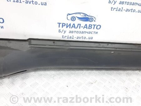 ФОТО Накладка порога зовнішня права для Mitsubishi Pajero Wagon Киев