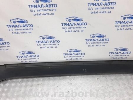 ФОТО Накладка порога зовнішня права для Mitsubishi Pajero Wagon Киев