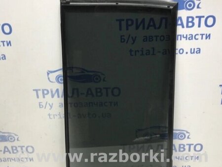 ФОТО Скло двері задньої правої (кватирка) для Mitsubishi Pajero Wagon Киев