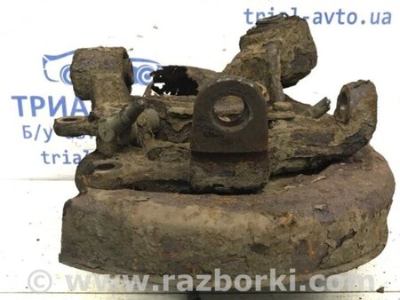 ФОТО Цапфа задня права зі маточкою для Mitsubishi Pajero Wagon Киев