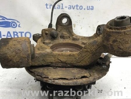 ФОТО Цапфа задня права зі маточкою для Mitsubishi Pajero Wagon Киев