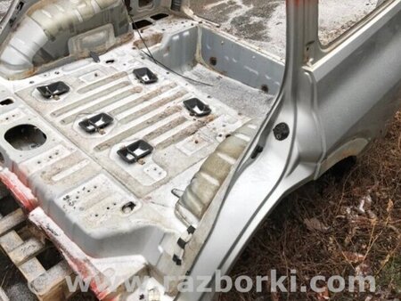 ФОТО Чверть автомобіля задня ліва для Mitsubishi Pajero Wagon Киев