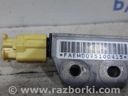 ФОТО Датчик AIRBAG (удару) для Nissan Tiida Киев