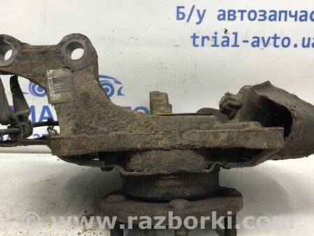 ФОТО Кулак поворотний правий зі маточкою для Lexus RX350 Киев