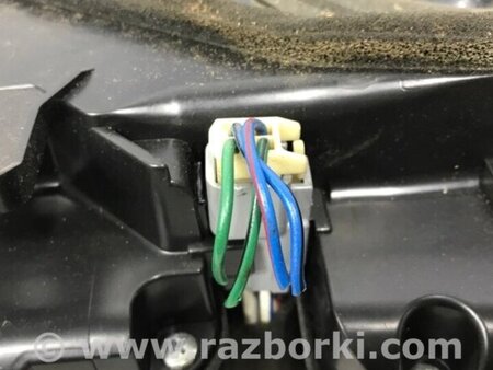 ФОТО Сабвуфер для Toyota Land Cruiser Prado 120 Киев