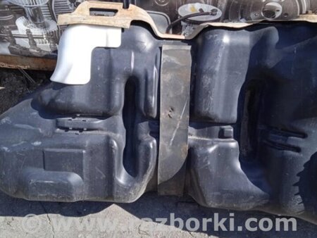 ФОТО Бак паливний пластик для Toyota Land Cruiser Prado 120 Киев