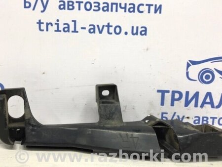 ФОТО Кронштейн бампера передній правий для Toyota Land Cruiser Prado 120 Киев