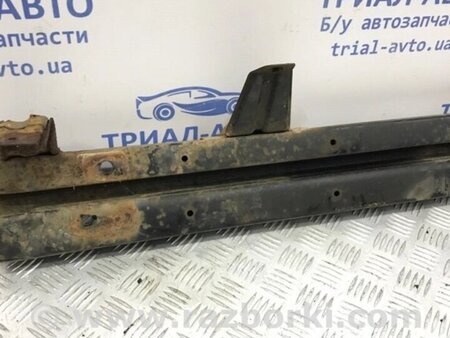 ФОТО Підсилювач бампера передній для Toyota Land Cruiser Prado 120 Киев