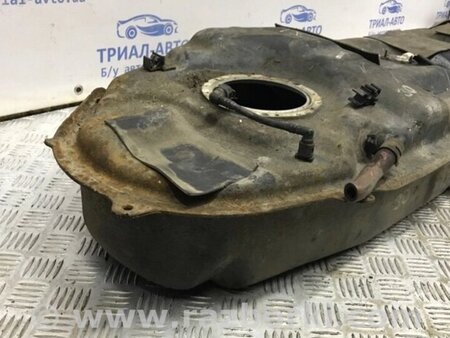 ФОТО Бак паливний металевий для Toyota RAV-4 (05-12) Киев