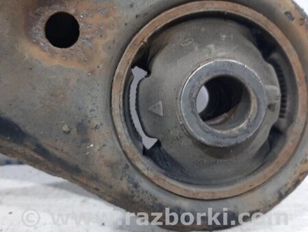 ФОТО Важель правий для Toyota RAV-4 (05-12) Киев