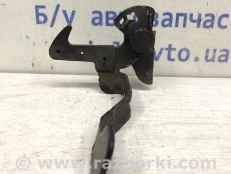 ФОТО Гак капота для Toyota RAV-4 (05-12) Киев