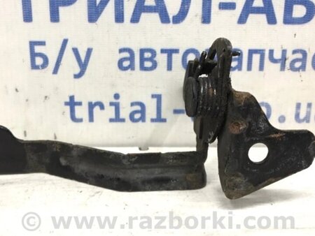 ФОТО Гак капота для Toyota RAV-4 (05-12) Киев