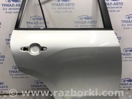 ФОТО Двері задні праві для Toyota RAV-4 (05-12) Киев