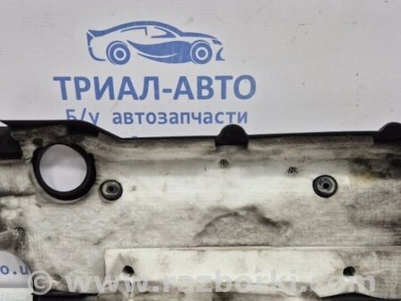 ФОТО Декоративна кришка ДВЗ для Toyota RAV-4 (05-12) Киев