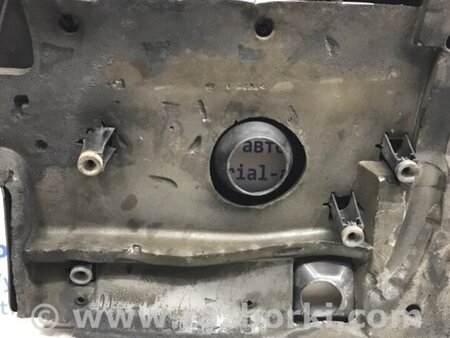ФОТО Декоративна кришка ДВЗ для Toyota RAV-4 (05-12) Киев