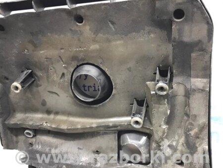 ФОТО Декоративна кришка ДВЗ для Toyota RAV-4 (05-12) Киев
