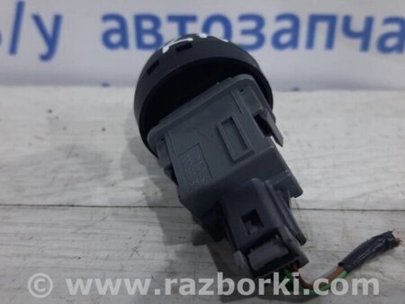ФОТО Кнопка аварійки для Toyota RAV-4 (05-12) Киев