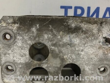 ФОТО Кронштейн підсилювач заднього бампера для Toyota RAV-4 (05-12) Киев