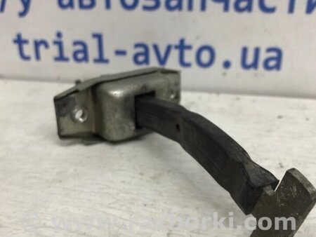 ФОТО Обмежувач дверей задній лівий для Toyota RAV-4 (05-12) Киев