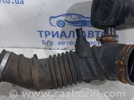 ФОТО Патрубок повітряного фільтра для Toyota RAV-4 (05-12) Киев
