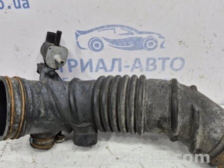 ФОТО Патрубок повітряного фільтра для Toyota RAV-4 (05-12) Киев
