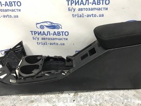 ФОТО Підлокітник для Toyota RAV-4 (05-12) Киев