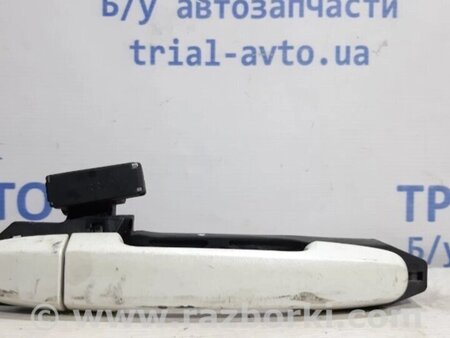 ФОТО Ручка дверей зовнішня задня права для Toyota RAV-4 (05-12) Киев