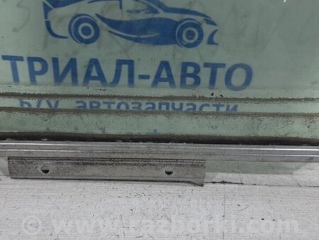 ФОТО Скло двері заднє праве для Toyota RAV-4 (05-12) Киев