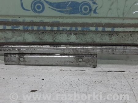 ФОТО Скло двері заднє праве для Toyota RAV-4 (05-12) Киев