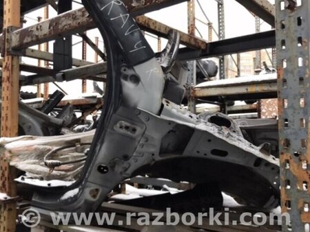 ФОТО Чверть автомобіля передня права для Toyota RAV-4 (05-12) Киев
